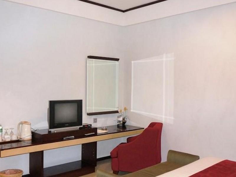 פדאנג Rumah Nenek Hotel And Restaurant מראה חיצוני תמונה
